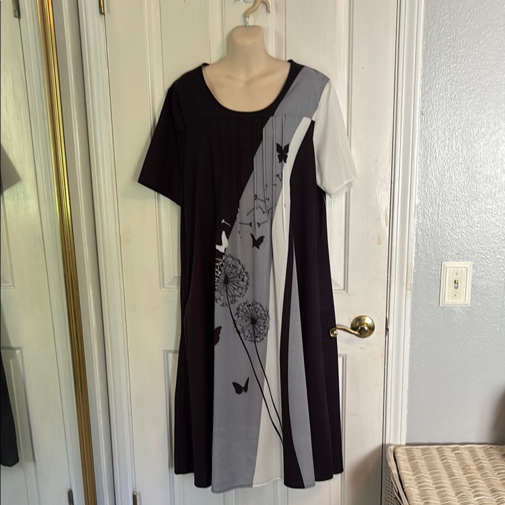 Elegant Black and Gray Dress with Butterfly Design